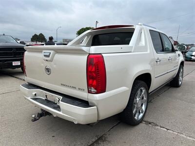 2008 Cadillac Escalade   - Photo 5 - South Sioux City, NE 68776
