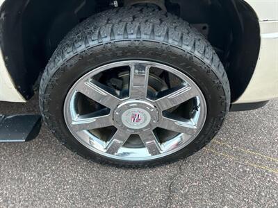 2008 Cadillac Escalade   - Photo 9 - South Sioux City, NE 68776