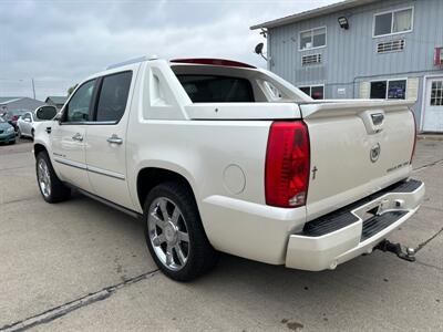 2008 Cadillac Escalade   - Photo 3 - South Sioux City, NE 68776