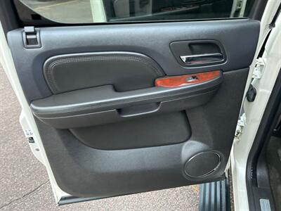 2008 Cadillac Escalade   - Photo 17 - South Sioux City, NE 68776