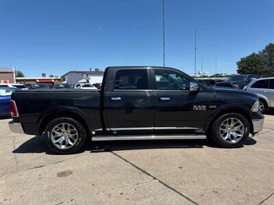 2017 RAM 1500 Laramie Limited   - Photo 9 - South Sioux City, NE 68776