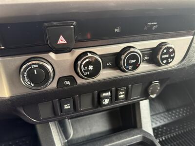 2018 Toyota Tacoma SR5 V6   - Photo 24 - South Sioux City, NE 68776