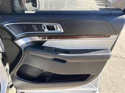 2016 Ford Explorer Platinum   - Photo 23 - South Sioux City, NE 68776