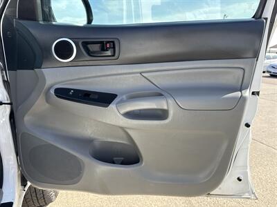2014 Toyota Tacoma V6   - Photo 20 - South Sioux City, NE 68776