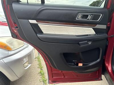 2017 Ford Explorer Platinum   - Photo 18 - South Sioux City, NE 68776