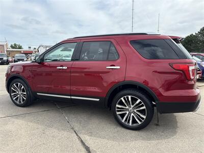 2017 Ford Explorer Platinum   - Photo 4 - South Sioux City, NE 68776