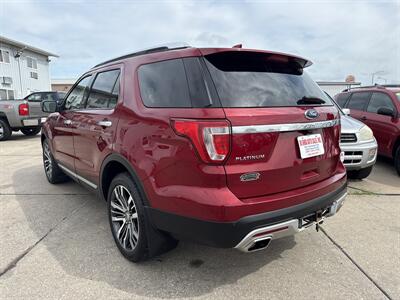 2017 Ford Explorer Platinum   - Photo 5 - South Sioux City, NE 68776
