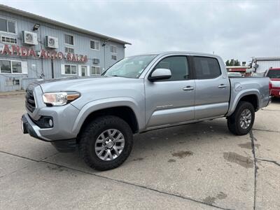 2019 Toyota Tacoma SR5   - Photo 2 - South Sioux City, NE 68776