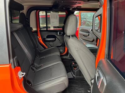 2020 Jeep Gladiator Sport S   - Photo 19 - South Sioux City, NE 68776