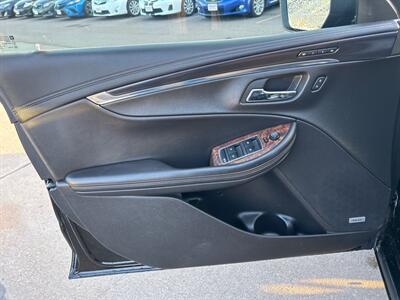 2014 Chevrolet Impala LTZ   - Photo 9 - South Sioux City, NE 68776