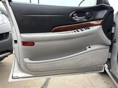 2005 Buick LeSabre Custom   - Photo 15 - South Sioux City, NE 68776