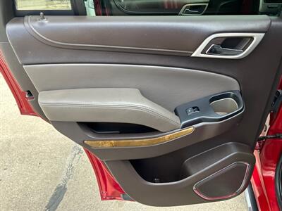 2015 GMC Yukon Denali   - Photo 14 - South Sioux City, NE 68776