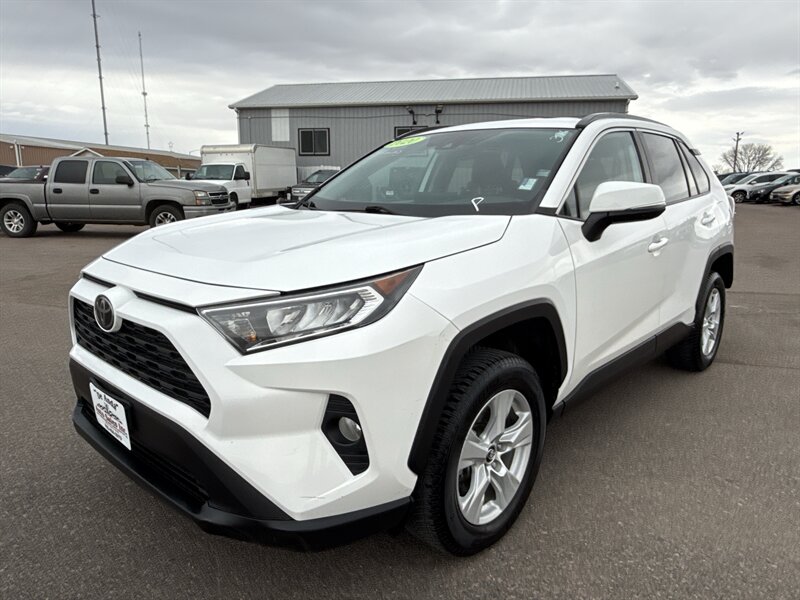 2020 Toyota RAV4 XLE   - Photo 1 - South Sioux City, NE 68776