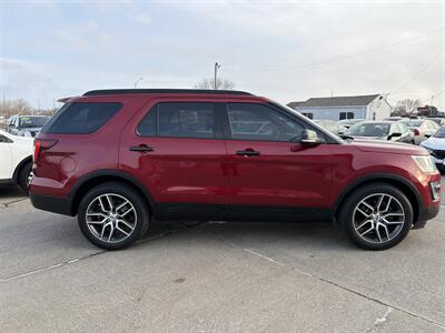 2017 Ford Explorer Sport   - Photo 7 - South Sioux City, NE 68776