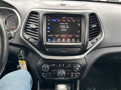 2016 Jeep Cherokee Trailhawk   - Photo 19 - South Sioux City, NE 68776