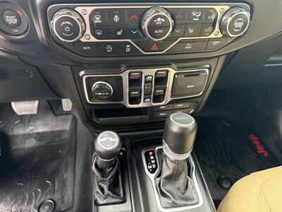 2020 Jeep Gladiator Sport   - Photo 23 - South Sioux City, NE 68776