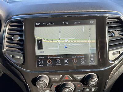 2022 Jeep Grand Cherokee WK Laredo X   - Photo 25 - South Sioux City, NE 68776