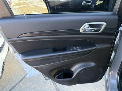 2022 Jeep Grand Cherokee WK Laredo X   - Photo 15 - South Sioux City, NE 68776