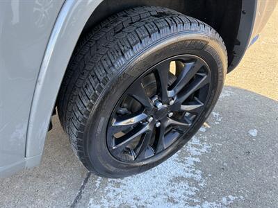 2022 Jeep Grand Cherokee WK Laredo X   - Photo 10 - South Sioux City, NE 68776
