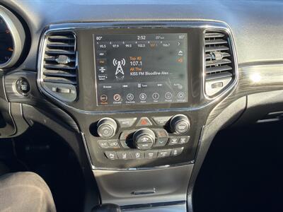 2022 Jeep Grand Cherokee WK Laredo X   - Photo 23 - South Sioux City, NE 68776