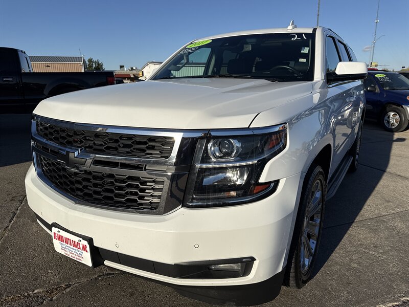 2017 Chevrolet Tahoe LT   - Photo 1 - South Sioux City, NE 68776