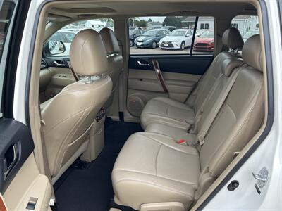 2011 Toyota Highlander Limited   - Photo 13 - South Sioux City, NE 68776