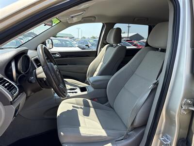 2011 Jeep Grand Cherokee Laredo   - Photo 14 - South Sioux City, NE 68776