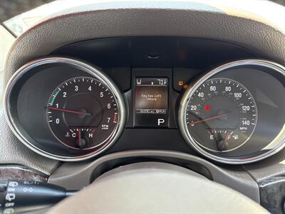 2011 Jeep Grand Cherokee Laredo   - Photo 24 - South Sioux City, NE 68776