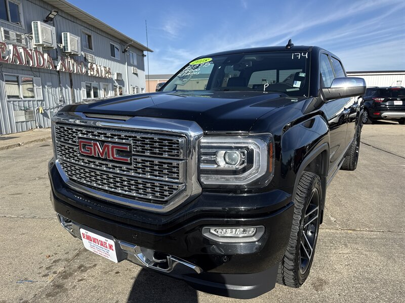 2018 GMC Sierra 1500 Denali   - Photo 1 - South Sioux City, NE 68776