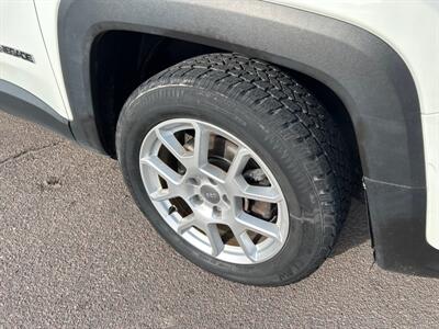 2020 Jeep Renegade Latitude   - Photo 9 - South Sioux City, NE 68776