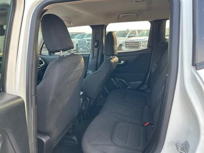 2020 Jeep Renegade Latitude   - Photo 12 - South Sioux City, NE 68776