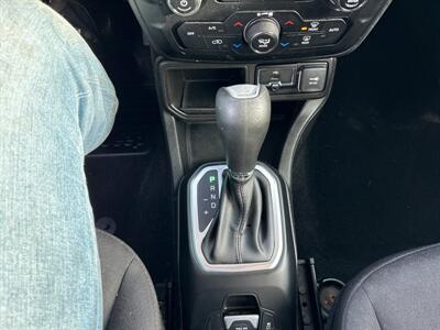 2020 Jeep Renegade Latitude   - Photo 23 - South Sioux City, NE 68776