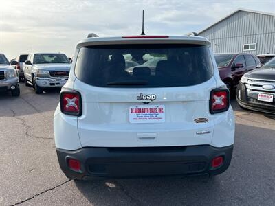 2020 Jeep Renegade Latitude   - Photo 4 - South Sioux City, NE 68776