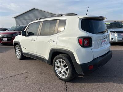 2020 Jeep Renegade Latitude   - Photo 3 - South Sioux City, NE 68776
