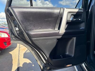 2016 Toyota 4Runner Limited   - Photo 18 - South Sioux City, NE 68776