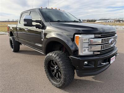 2017 Ford F-350 Super Duty Platinum   - Photo 11 - South Sioux City, NE 68776