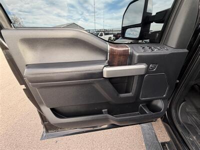 2017 Ford F-350 Super Duty Platinum   - Photo 22 - South Sioux City, NE 68776