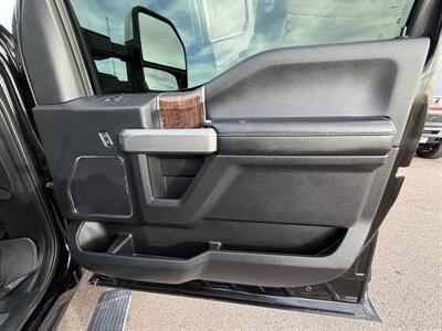 2017 Ford F-350 Super Duty Platinum   - Photo 30 - South Sioux City, NE 68776