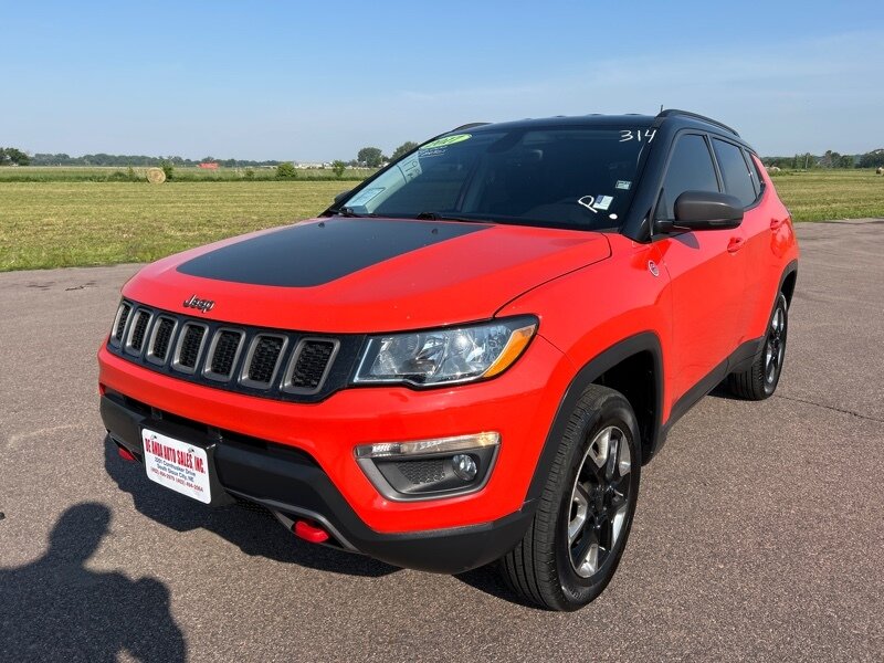 2017 Jeep Compass Trailhawk - Photo 1 - South Sioux City, NE 68776