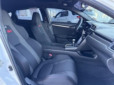 2019 Honda Civic Si w/Summer Tires   - Photo 18 - South Sioux City, NE 68776