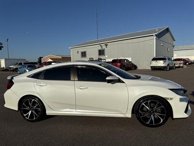 2019 Honda Civic Si w/Summer Tires   - Photo 9 - South Sioux City, NE 68776