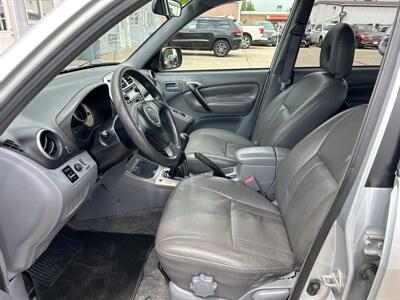2002 Toyota RAV4   - Photo 10 - South Sioux City, NE 68776