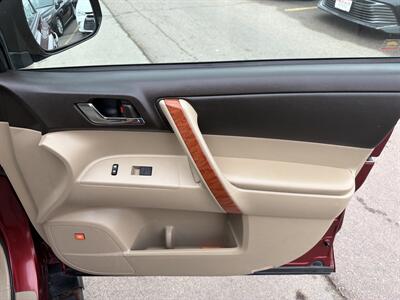 2010 Toyota Highlander Limited - Photo 25 - South Sioux City, NE 68776