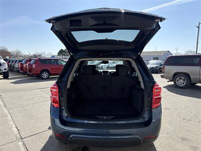 2017 Chevrolet Equinox LT   - Photo 18 - South Sioux City, NE 68776