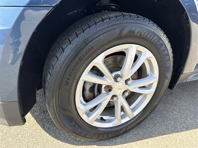 2017 Chevrolet Equinox LT   - Photo 13 - South Sioux City, NE 68776