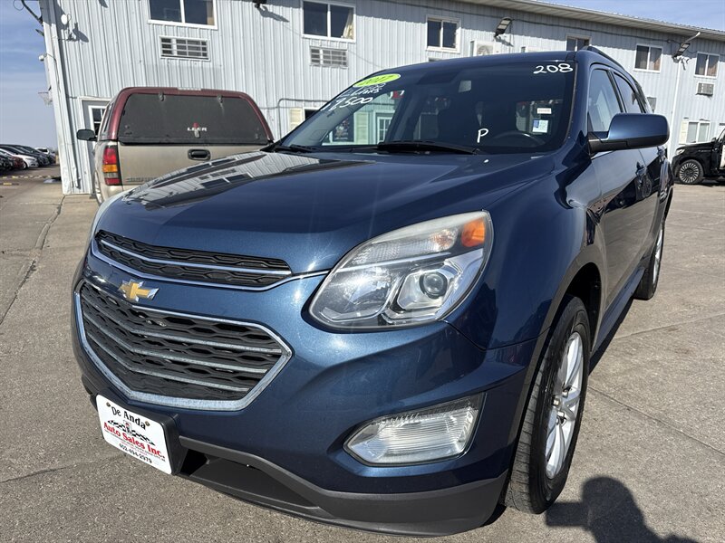 2017 Chevrolet Equinox LT   - Photo 1 - South Sioux City, NE 68776