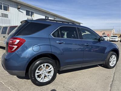 2017 Chevrolet Equinox LT   - Photo 8 - South Sioux City, NE 68776