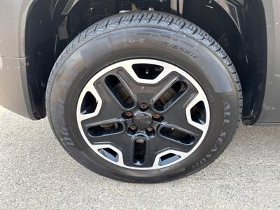 2015 Jeep Renegade Trailhawk   - Photo 16 - South Sioux City, NE 68776
