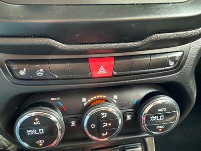2015 Jeep Renegade Trailhawk   - Photo 31 - South Sioux City, NE 68776