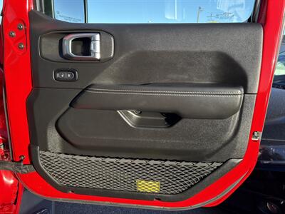 2021 Jeep Gladiator Overland   - Photo 19 - South Sioux City, NE 68776